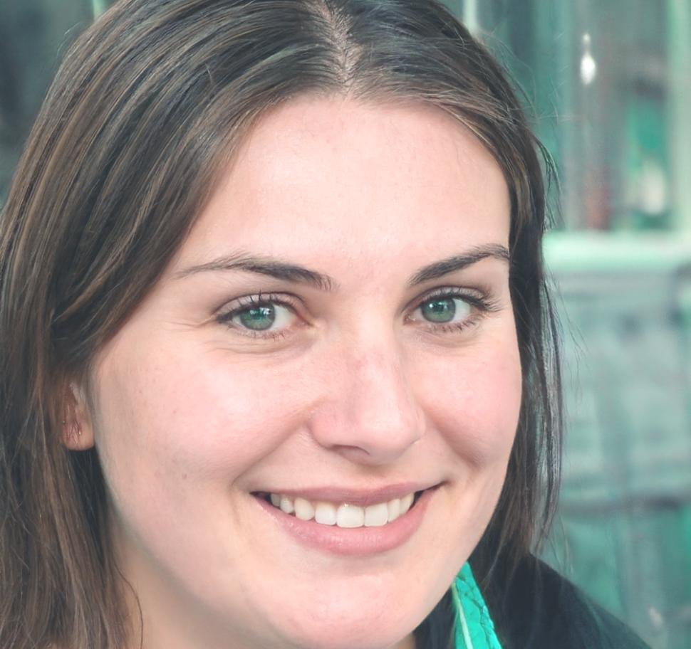 Maria Schmidt - Spezialistin für Finanzbildung